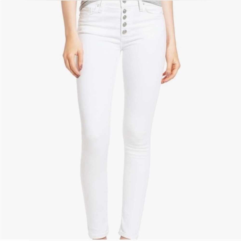 🤍EUC Worn Once Hudson White Buttoned Jeans